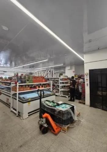 Local Robledo, Santa Margarita, Robledo